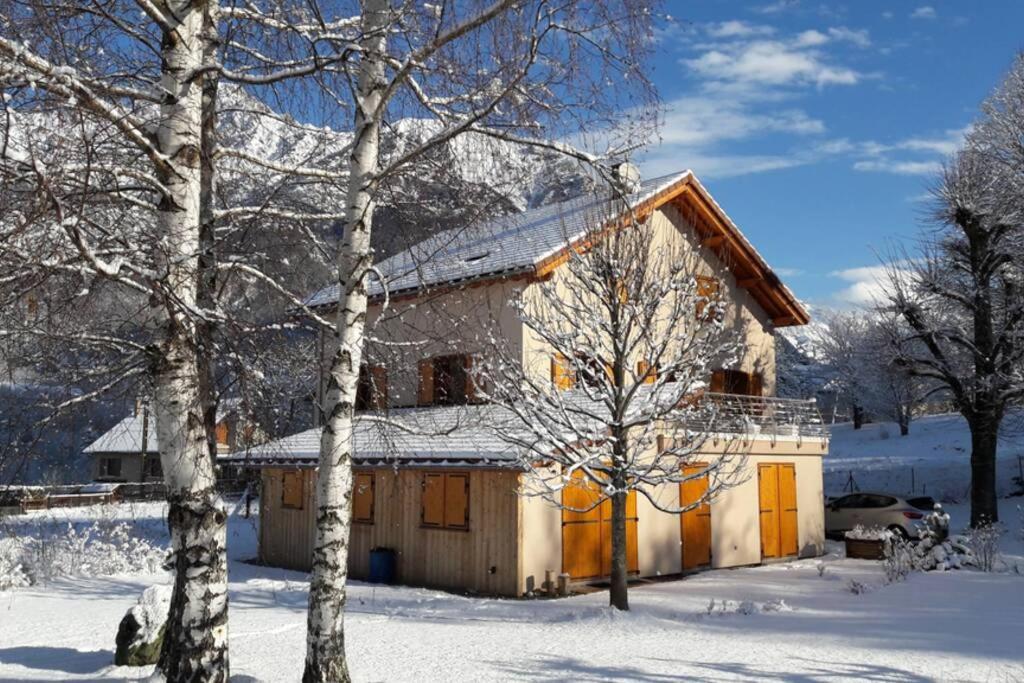 Gite "Entre Champsaur Et Valgodemard" Saint-Jacques-en-Valgodemard Exterior photo